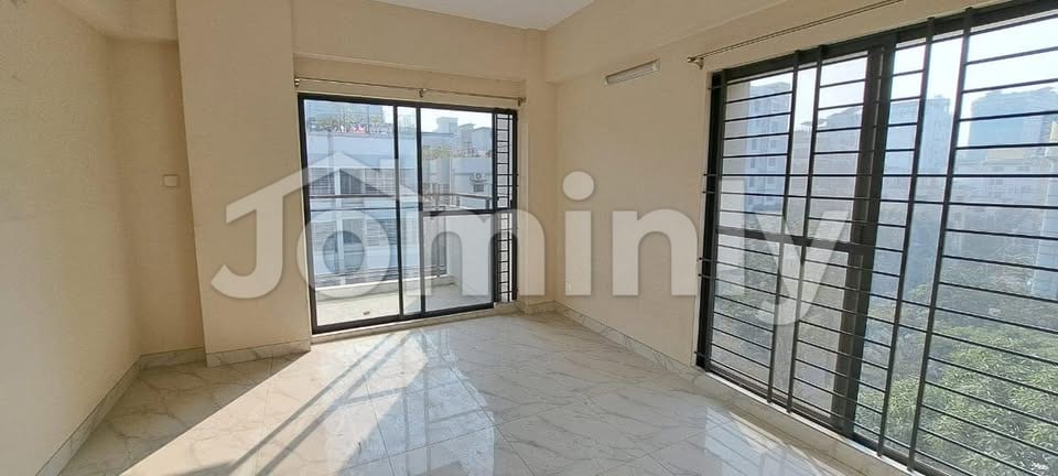 Luxury 1967 SFT 3-Bedroom BTI Apartment for Rent in Uttara Sector-4 | Corner Plot Near Milestone College - 3
