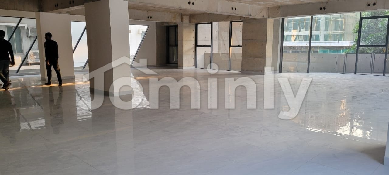 3,400 SFT Modern Commercial Space for Rent in Dhanmondi | Prime Corporate Hub | 120 BDT/SFT - 2