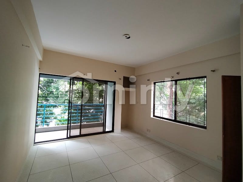 PREMIUM RENTAL | BANANI RESIDENTIAL | 1700 SQFT Available Now: A Sophisticated Home for Modern Living