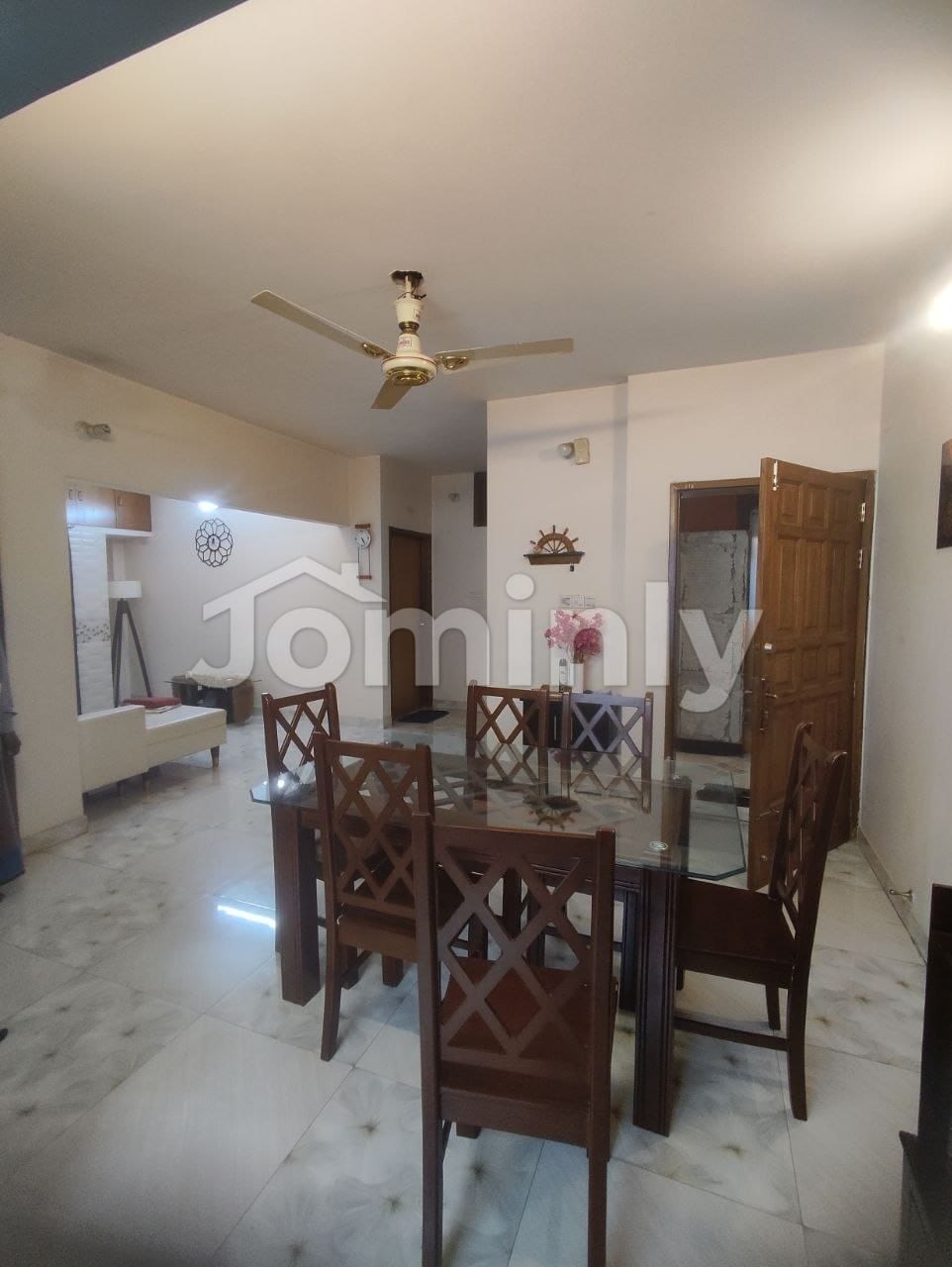 Affordable 1100 Sqft 2BR Apartment for Rent in Bashundhara R/A Block F - 5