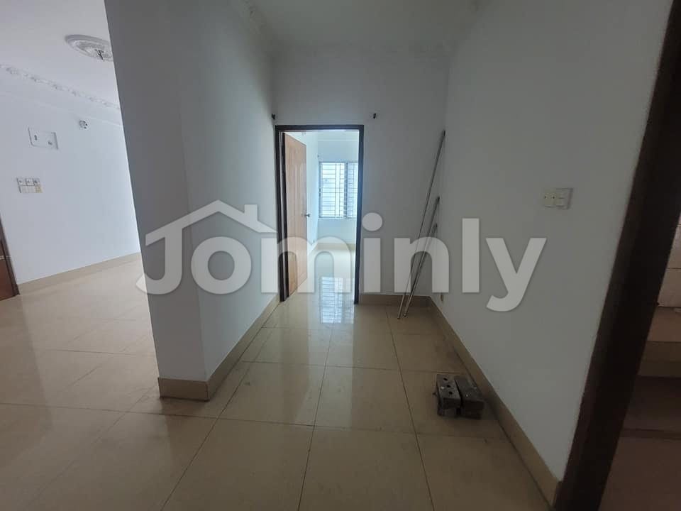 Spacious 1700 Sqft 3BR Apartment for Rent in Bashundhara Block F - Khilji Road - 4
