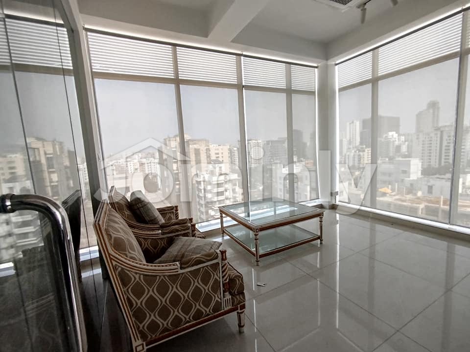 Premium 3150 Sqft Corporate Office Space for Rent | Banani-12 | 12th Floor | Iconic Business Location - 4
