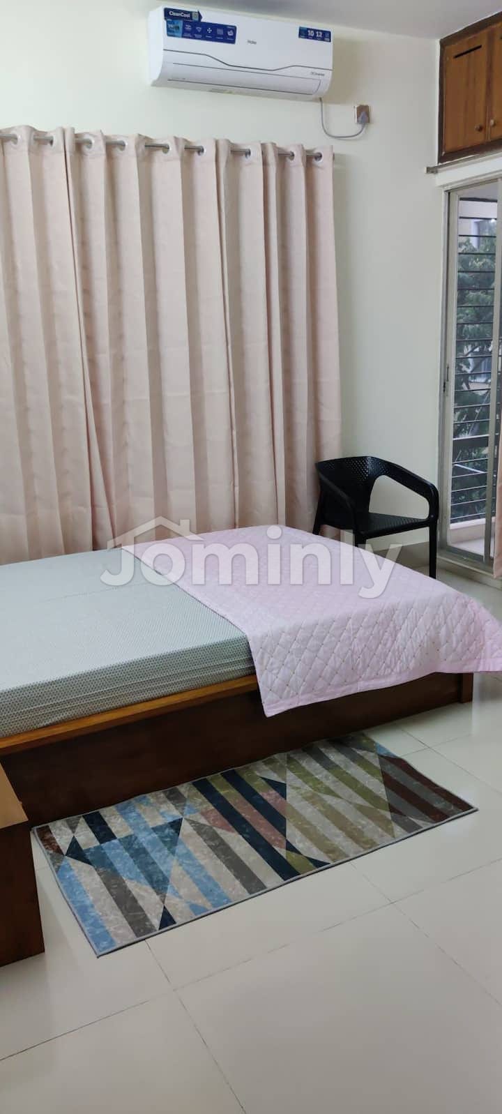 South-Facing 1300 Sqft 3BR Apartment for Rent in Mohammadpur Chondrima Model Town - 5