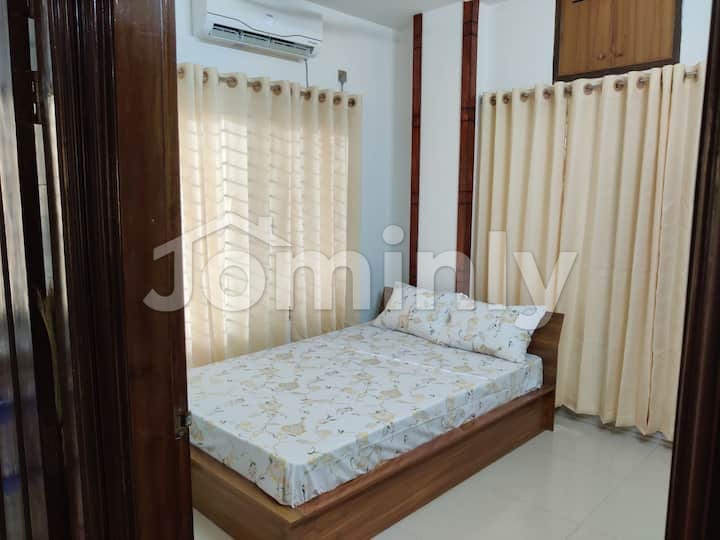 South-Facing 1300 Sqft 3BR Apartment for Rent in Mohammadpur Chondrima Model Town - 3