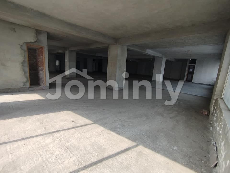 Unbeatable Deal: 6,000 SFT Premium Office Space in Gulshan 2 Circle | 12th Floor | No Service Charge! - 2
