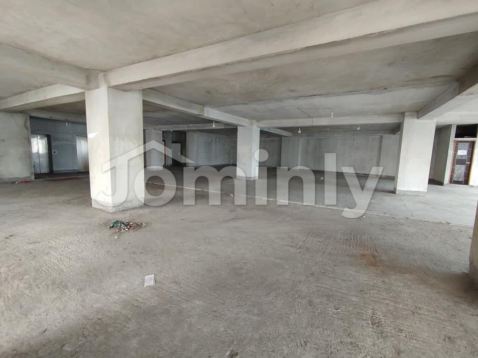 Unbeatable Deal: 6,000 SFT Premium Office Space in Gulshan 2 Circle | 12th Floor | No Service Charge! - 3