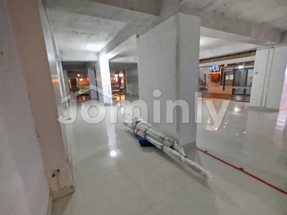 Prime 2,200 SFT Ground Floor Commercial Space for Rent on Kemal Atatürk Road, Banani | High Visibility - 2