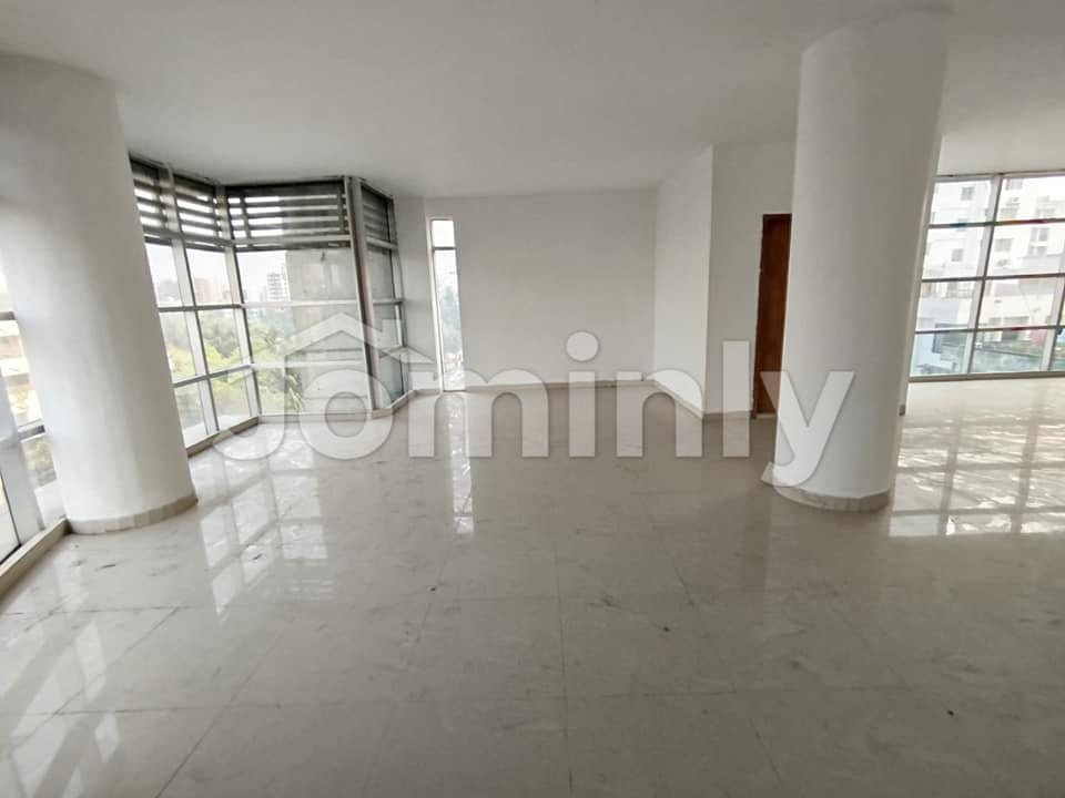 Spacious 3,200 SFT Corporate Office Space for Rent in Dhanmondi | 6th Floor | Dual Lift Facility - 3