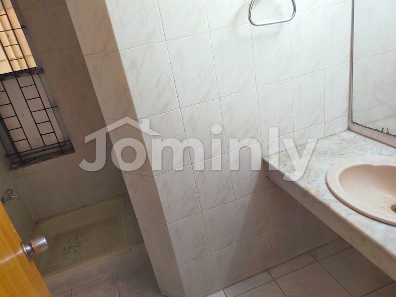 Standard 3-Bedroom Residential Flat for Rent in Banani | Servant Bed & Bath | Full Backup Generator - 5