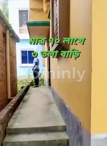 Prime 3-Storied House with 5-Storied Foundation for Sale | Near Bashundhara Riverview | Total Price 70 Lac