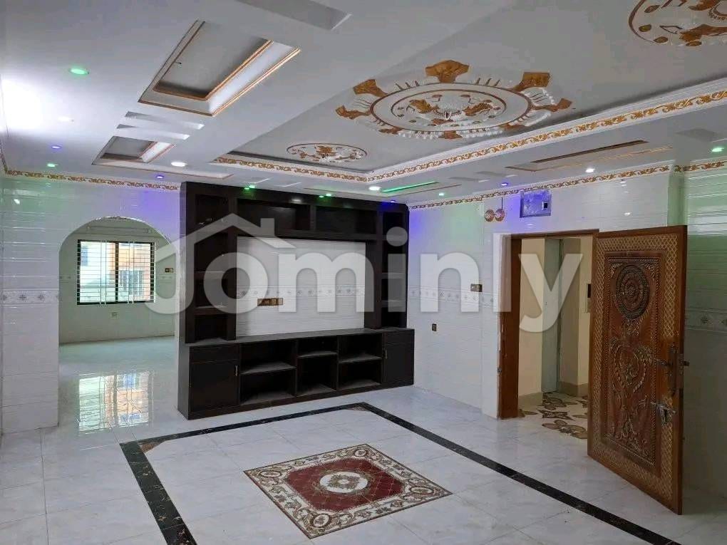 Huge 2500 Sqft Corner Apartment for Sale in South Banasree Block-F | 4 Beds | Titas Gas Included