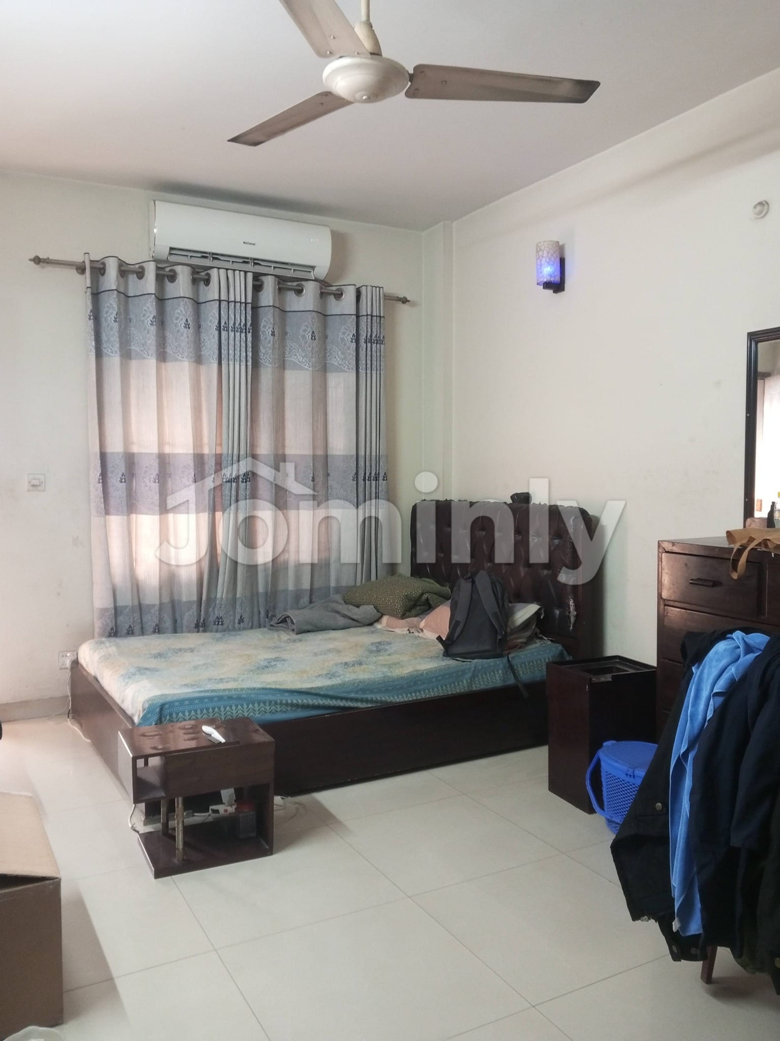 Spacious 2000 Sqft South-Facing Apartment for Sale in Lalmatia Block-C | Includes 220 Sqft Parking - 2