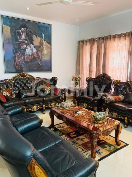 Luxury 2400 Sqft Fully Furnished Serviced Apartment in Bashundhara R/A, Block C | Near Apon Mart | Daily, Weekly & Monthly Basis