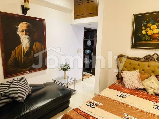 Luxury 2400 Sqft Fully Furnished Serviced Apartment in Bashundhara R/A, Block C | Near Apon Mart | Daily, Weekly & Monthly Basis - 4