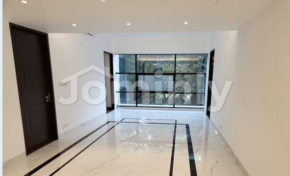 Exclusive 3550 Sqft Brand-New Luxury Apartment for Sale in Gulshan-2 | South Facing | Swimming Pool & 2 Parking - 2