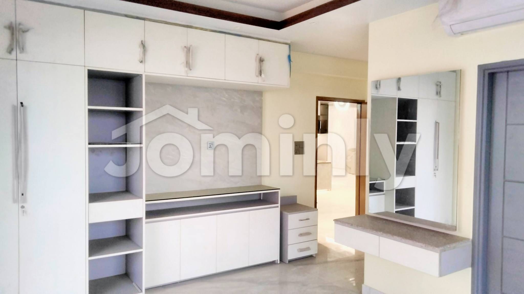 2,350 Sqft Luxurious Fully Furnished Apartment for Rent in Gulshan 1 | Prime 5th Floor Unit - 4