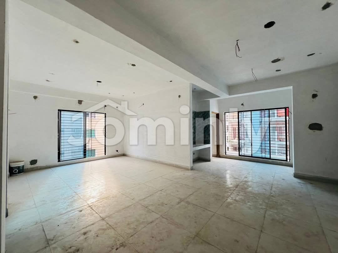 1,500 Sqft Ready 3-Bedroom Apartment for Sale in Block G, Bashundhara R/A | Near 300ft Road (Unit A)