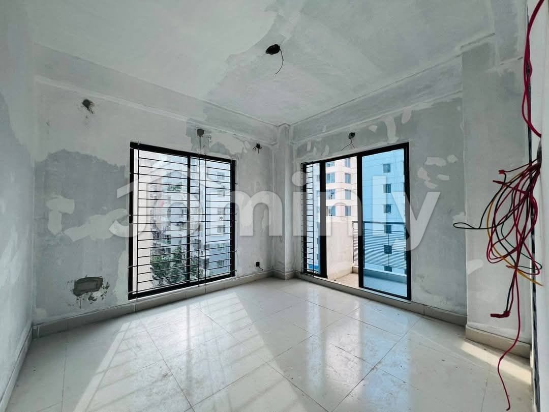 1,500 Sqft Ready 3-Bedroom Apartment for Sale in Block G, Bashundhara R/A | Near 300ft Road (Unit A) - 2