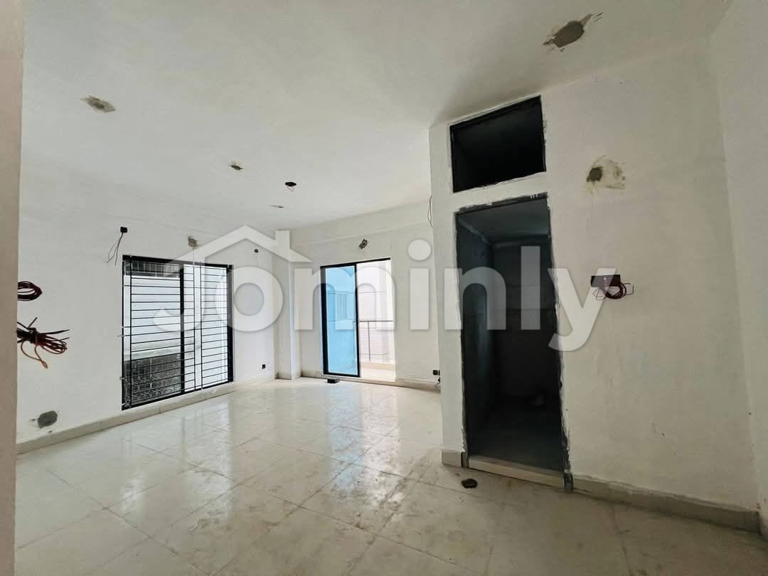 1,500 Sqft Ready 3-Bedroom Apartment for Sale in Block G, Bashundhara R/A | Near 300ft Road (Unit A) - 4