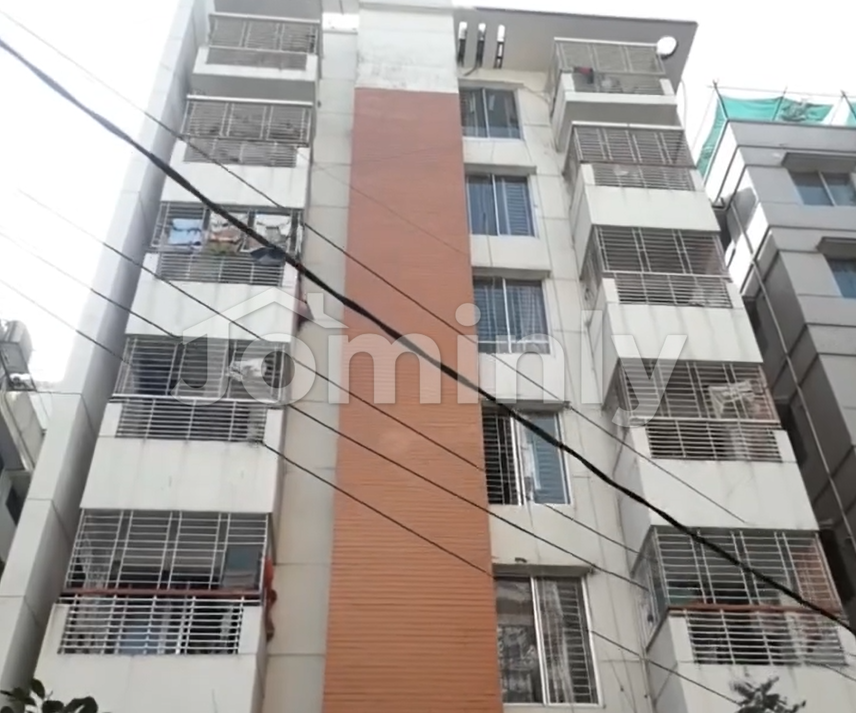 1,700 Sqft Single Unit North-Facing Ready Flat for Sale in Block F, Bashundhara R/A | 6th Floor