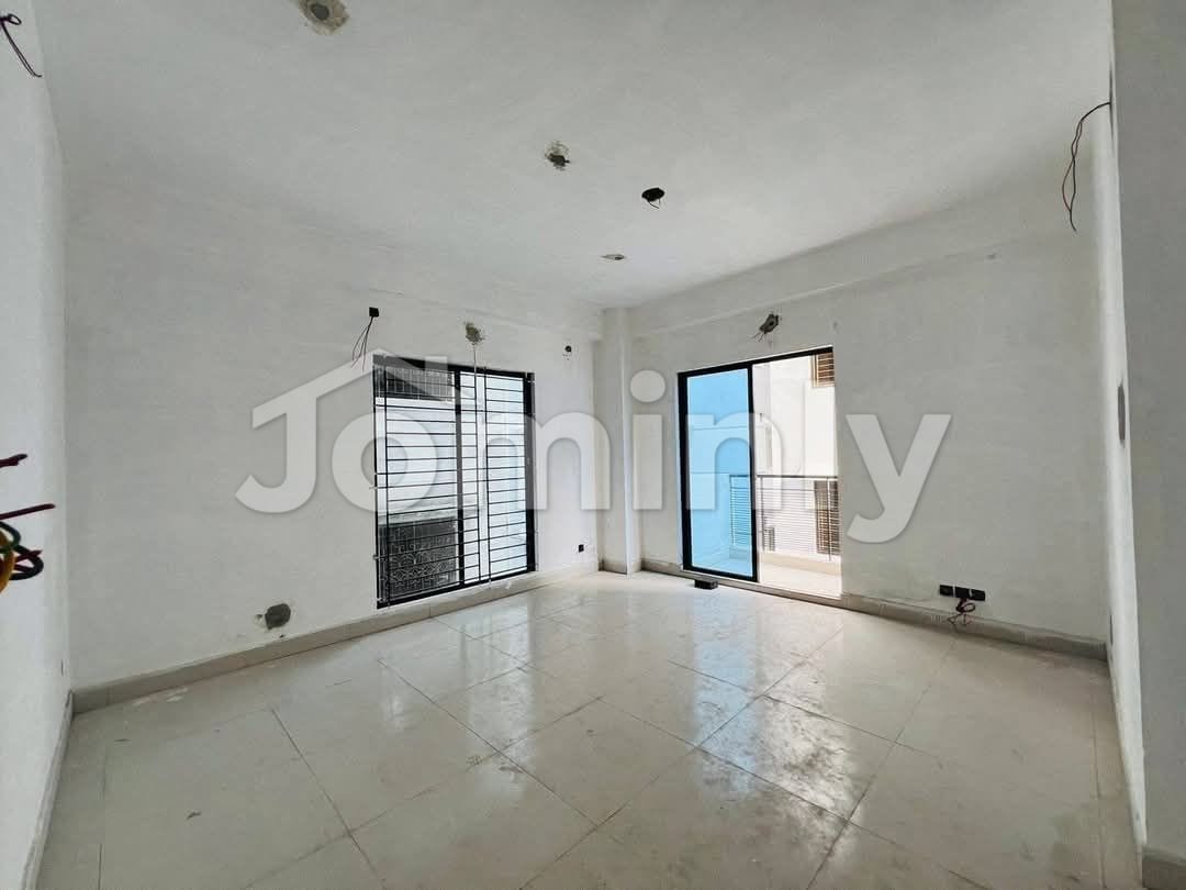 1,850 Sqft Brand New Single Unit Flat for Sale in Block F, Bashundhara R/A | Top Floor | 25ft Main Road - 2