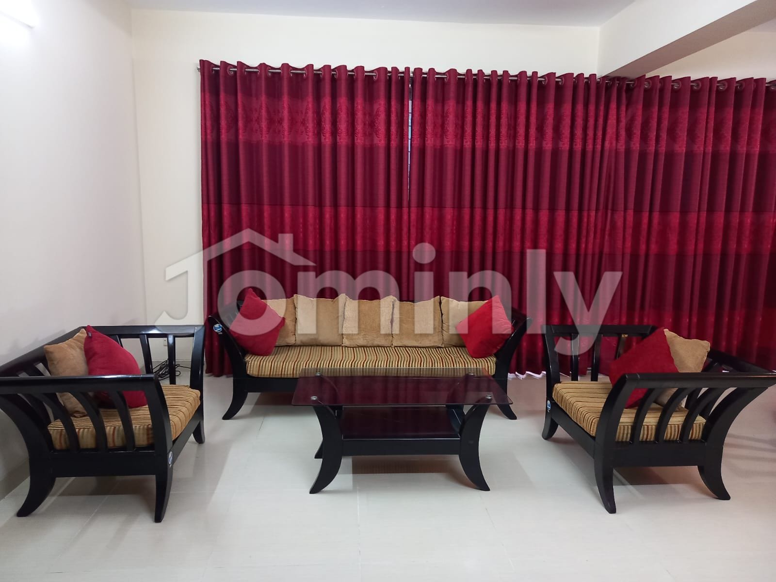 Luxury 2400 SFT Fully Furnished Apartment for Rent in Banani North - 2