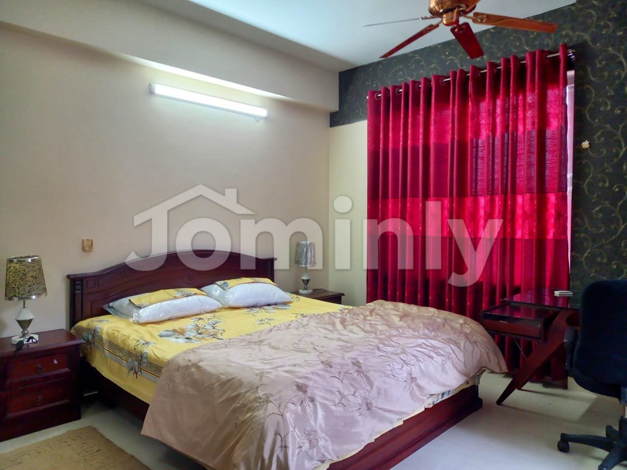 Luxury 2400 SFT Fully Furnished Apartment for Rent in Banani North - 5