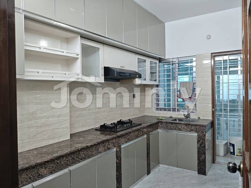Brand New 2300 SFT Luxury 4BHK Apartment for Rent in Bashundhara Block-D - 4