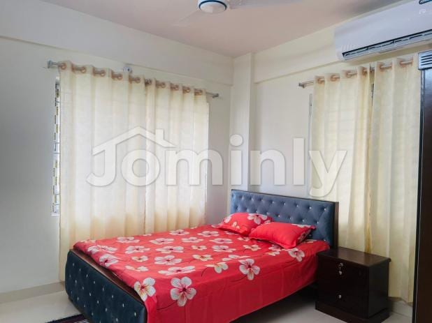Cozy 3-Bedroom Lakeside Service Apartment in Uttara Near Metro Station - 3