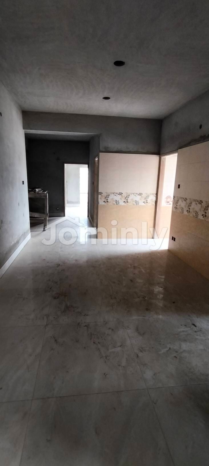 New 1,550 Sft South-Facing Apartment for Sale in Banasree Block-C near Police Park