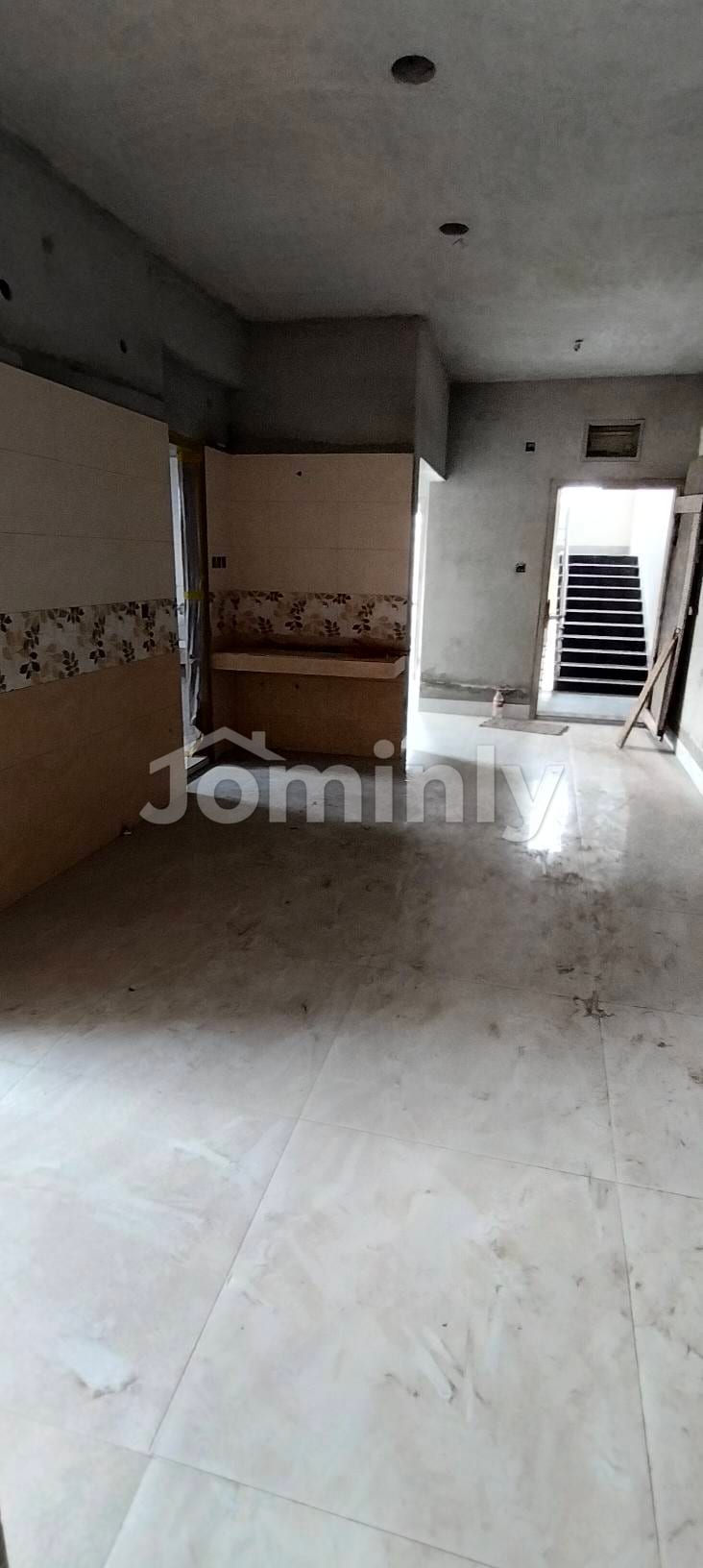 New 1,550 Sft South-Facing Apartment for Sale in Banasree Block-C near Police Park - 3