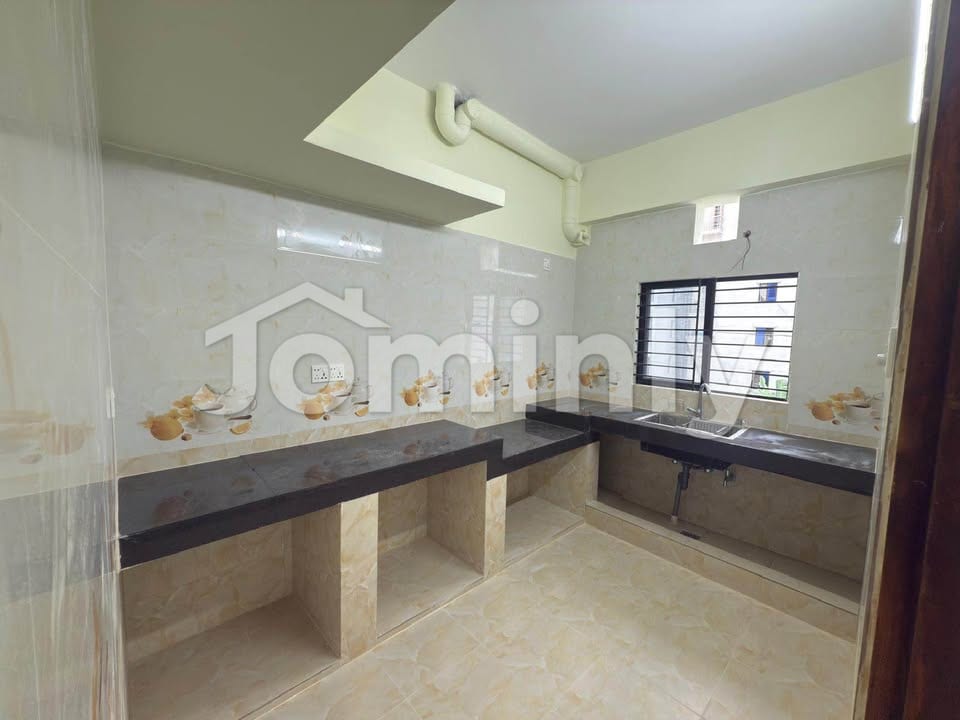 Brand New 1,500 sq. ft. 3-Bedroom Apartment in Bashundhara Block-E - 4