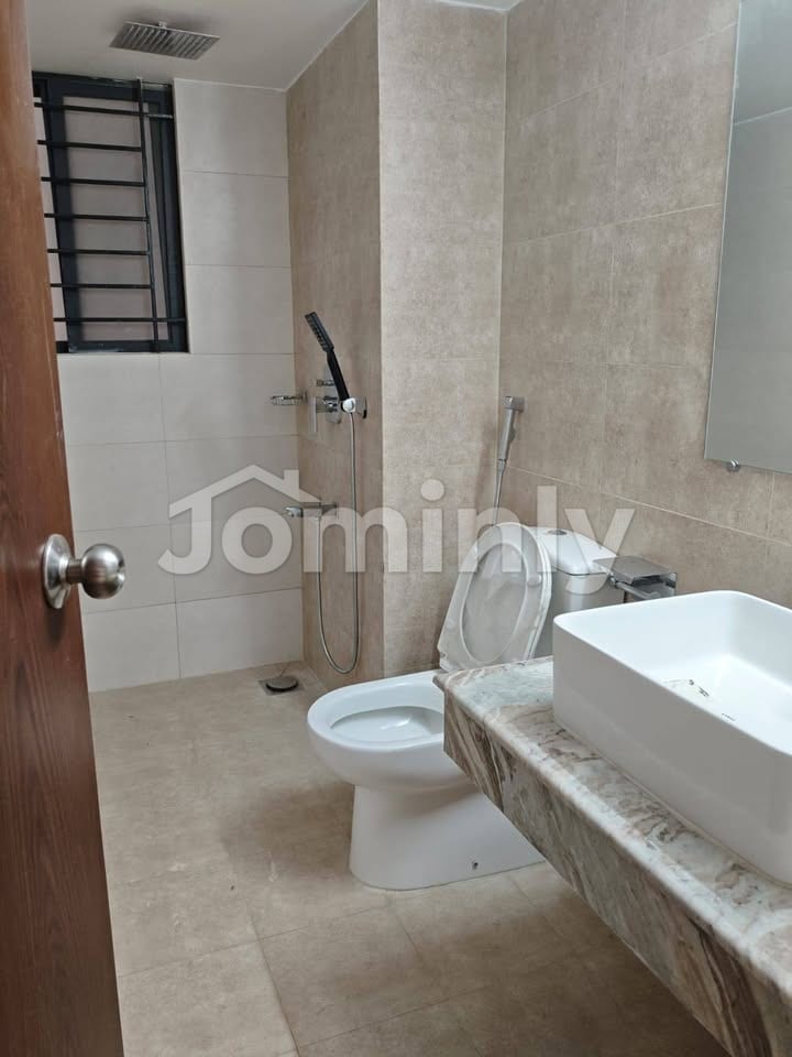 Premium 2,450 sq. ft. Brand New BTI Apartment in Bashundhara Block-K - 2