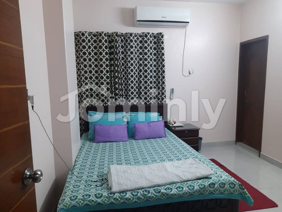 860 Sft East-Facing Used Apartment for Sale in Uttara Sector-5 - 2
