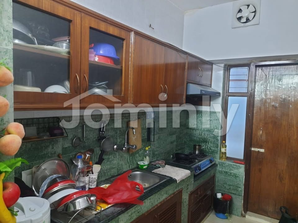 860 Sft East-Facing Used Apartment for Sale in Uttara Sector-5 - 3