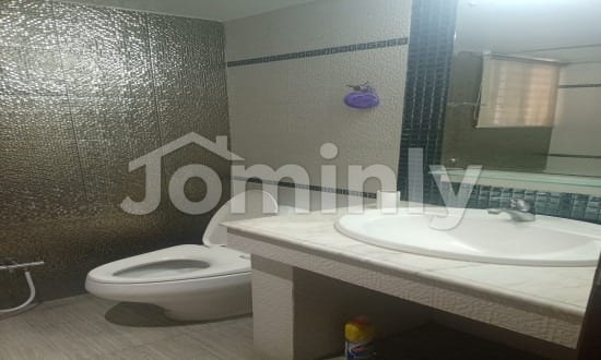 Fully Furnished 2,200 sq. ft. Luxury 3-Bedroom Apartment for Rent in Gulshan - 2