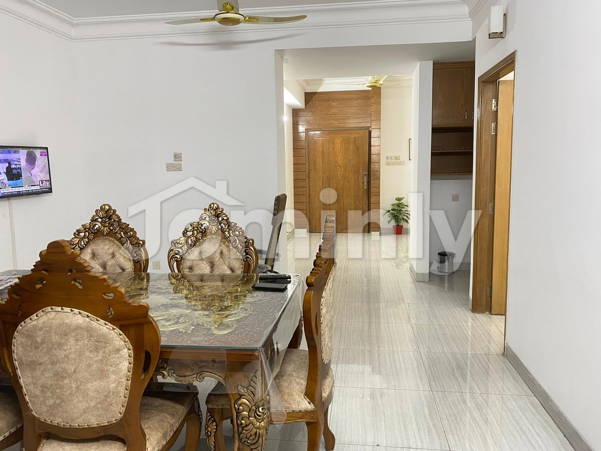 Premium 2,142 sq. ft. Well-Maintained Apartment in Gulshan-2 - 3