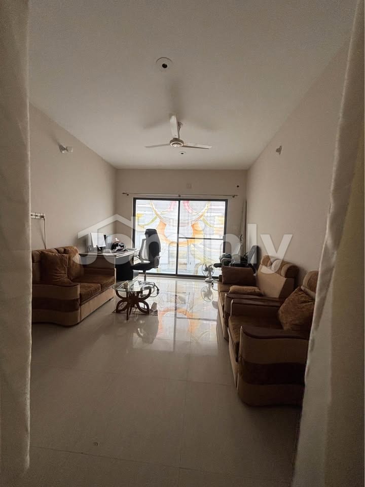 1,575 sq. ft. Semi-Furnished Family Apartment in Bashundhara Block-F - 3
