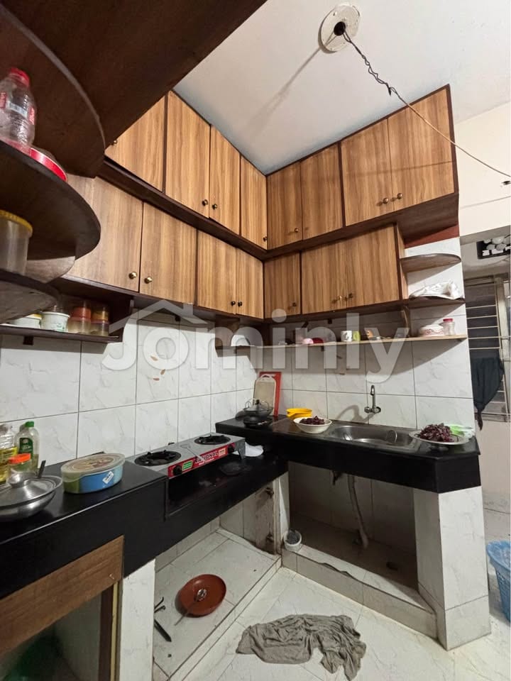 Premium 1,850 sq. ft. Shared Apartment for Female Bachelors in Bashundhara Block-F - 2