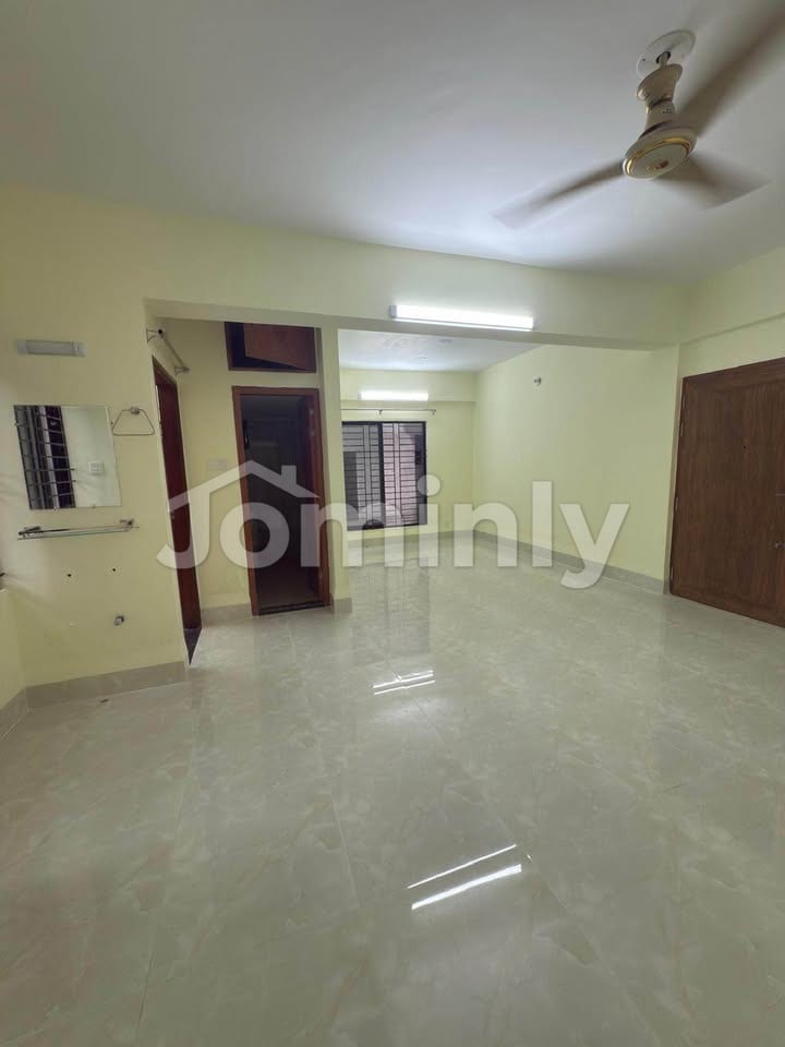 Brand New 1,500 sq. ft. Luxury Apartment in Bashundhara Block-E
