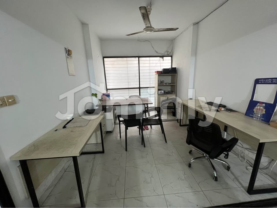 Prime 1,800 sq. ft. Office Space for Rent Near Banani Puja Math - 2