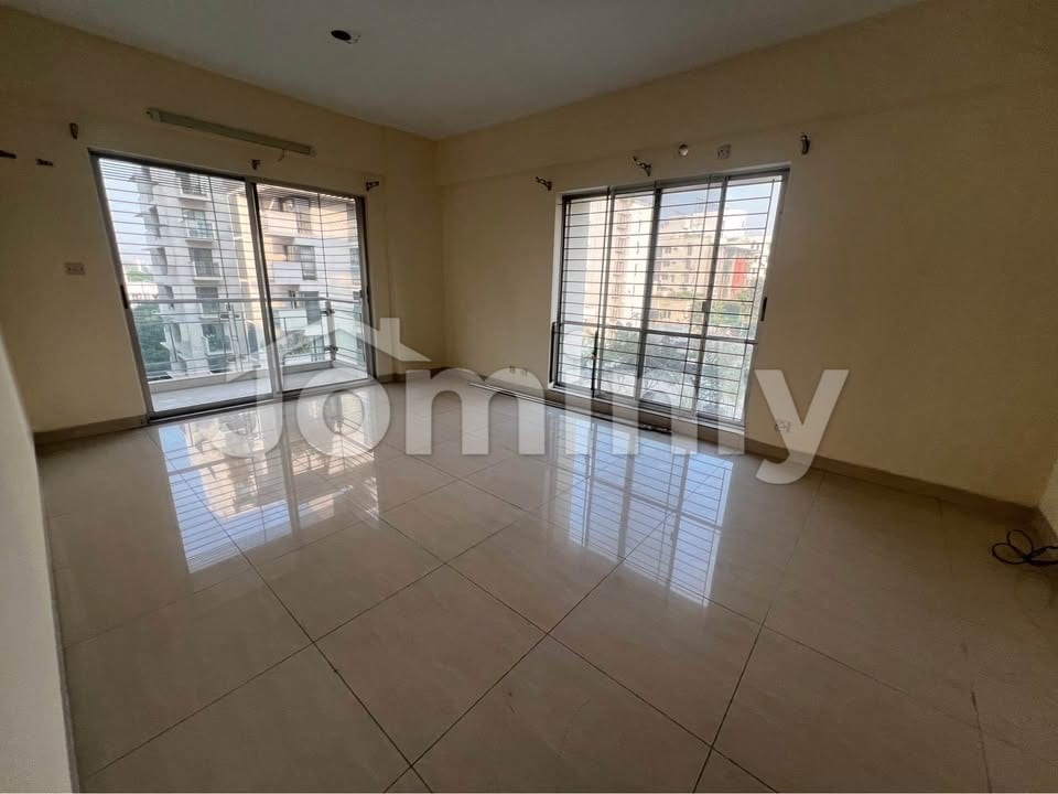 2,400 sq. ft. Apartment in Banani North - 5