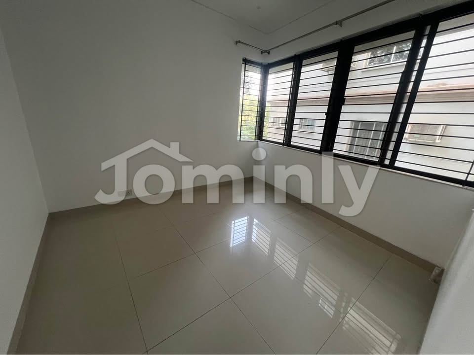 Massive 2,700 sq. ft. Luxury Apartment in Banani North | Only 110k! - 3