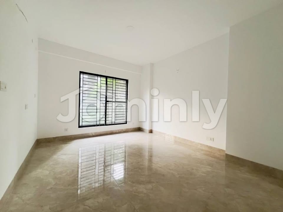 Brand New 3,500 sq. ft. Residential-cum-Commercial Space in Gulshan - 4