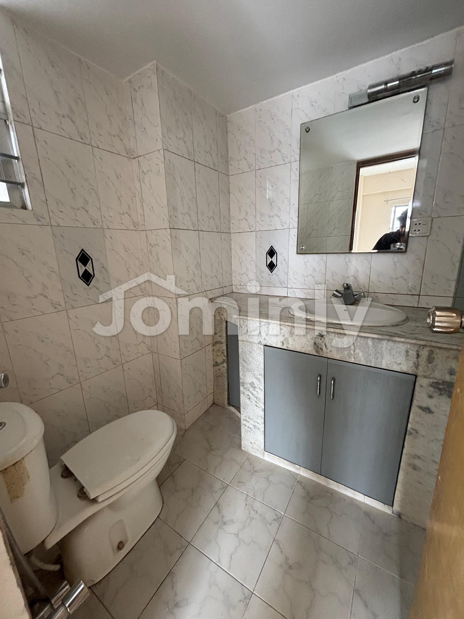 Premium 1,879 sq. ft. Family Apartment at House 465, Block-D - 5