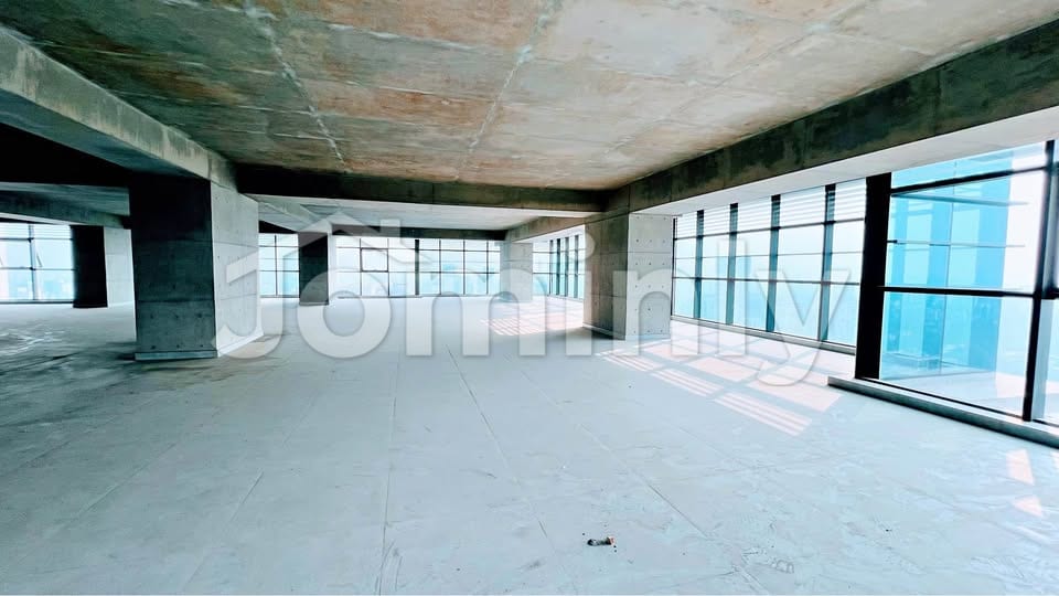Prestigious 7,300 sq. ft. Premium Commercial Workspace in Gulshan - 2
