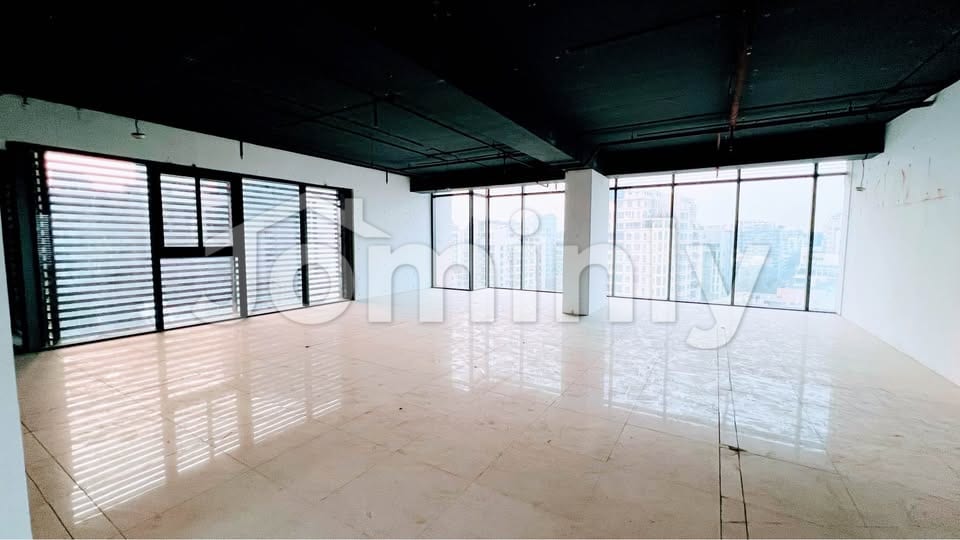 Premium 3,400 sq. ft. Corporate Workspace in Gulshan | 13th Floor Avenue View - 5