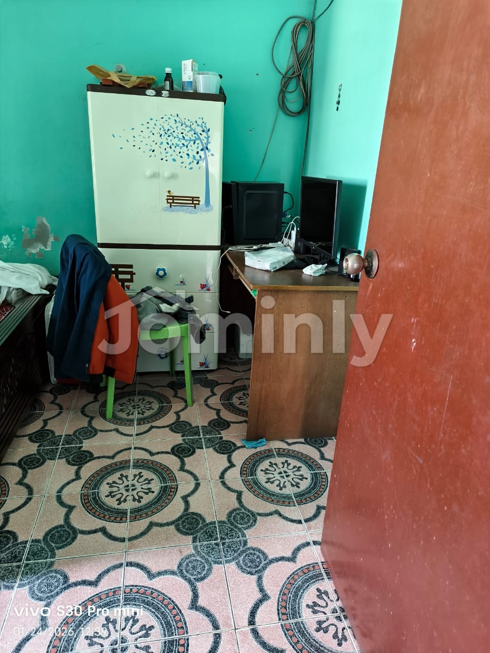 Cozy 850 Sft 2-Bedroom Corner Flat for Sale at Kazipara, Dhaka - 5