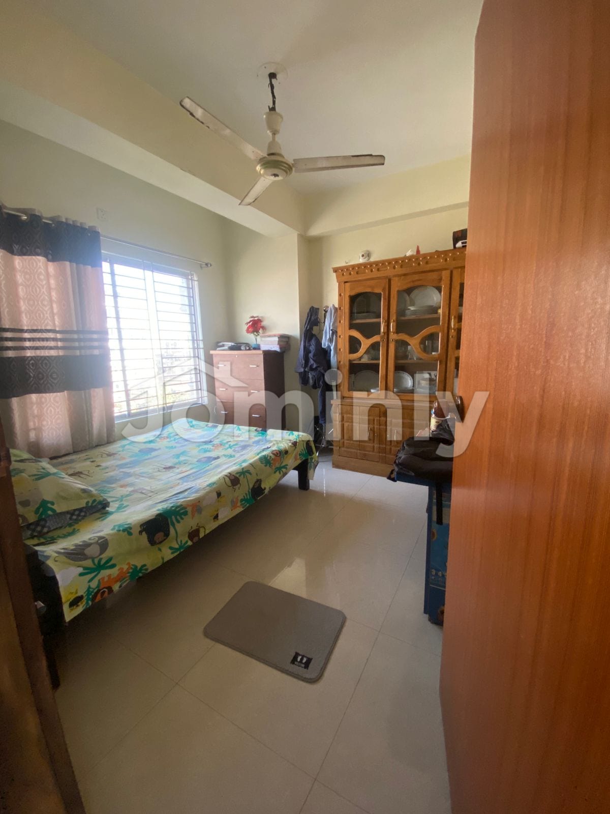 Spacious 1,400 Sft 3-Bedroom Flat for Sale at Mirpur 60 Feet (Chhapra Mosque) - 4