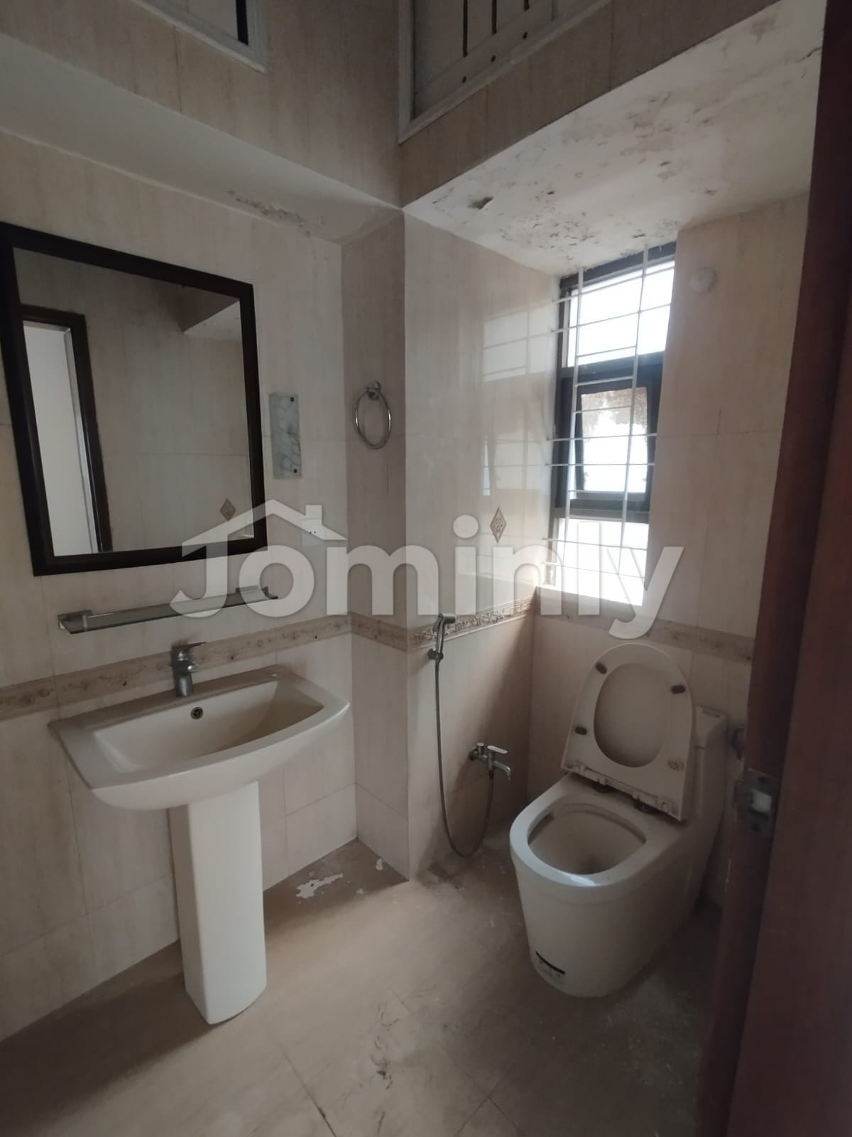 Grand 3,200 sq. ft. Unfurnished Residence in Gulshan | Ultra-Spacious Family Home - 2